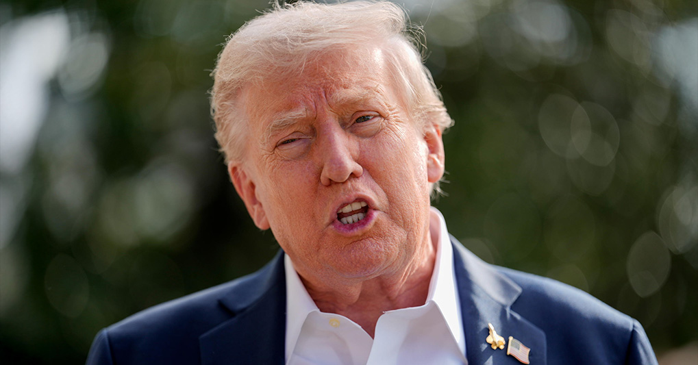 Trump: nuovi dazi dal primo ottobre. Colpiti farmaci (100%), mobili da cucina e bagno (50%) e camion (25%)