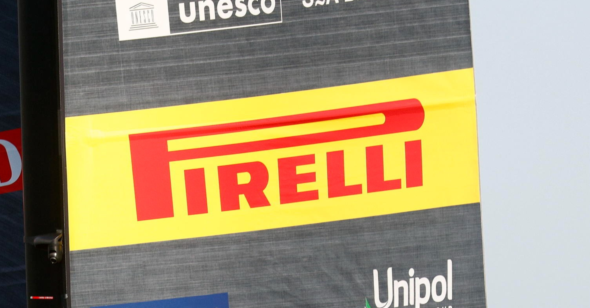 Borsa: Pirelli corre in scia ai rumors su quota Sinochem