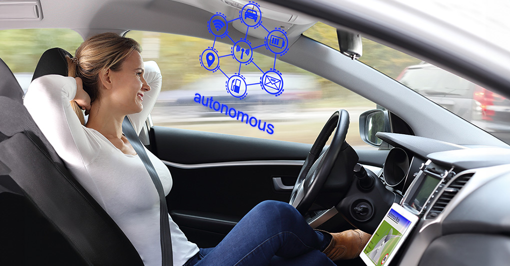 Guida autonoma, minicar e biocarburanti: la formula per una nuova mobilità