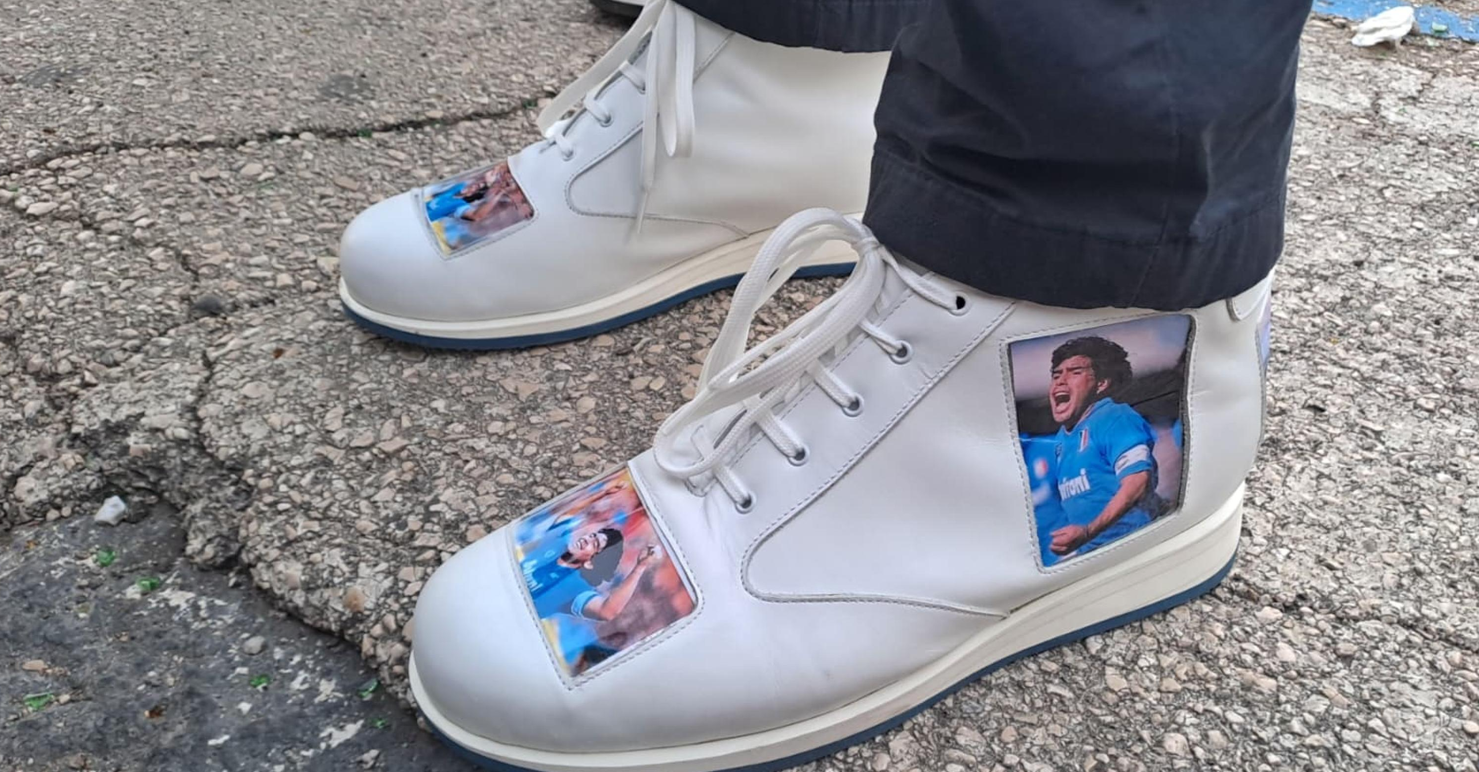 Il Maradona si prende la scena Il Maradona si prende la scena