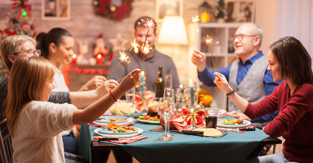 Il galateo dello stomaco: come sopravvivere alle feste senza bruciori