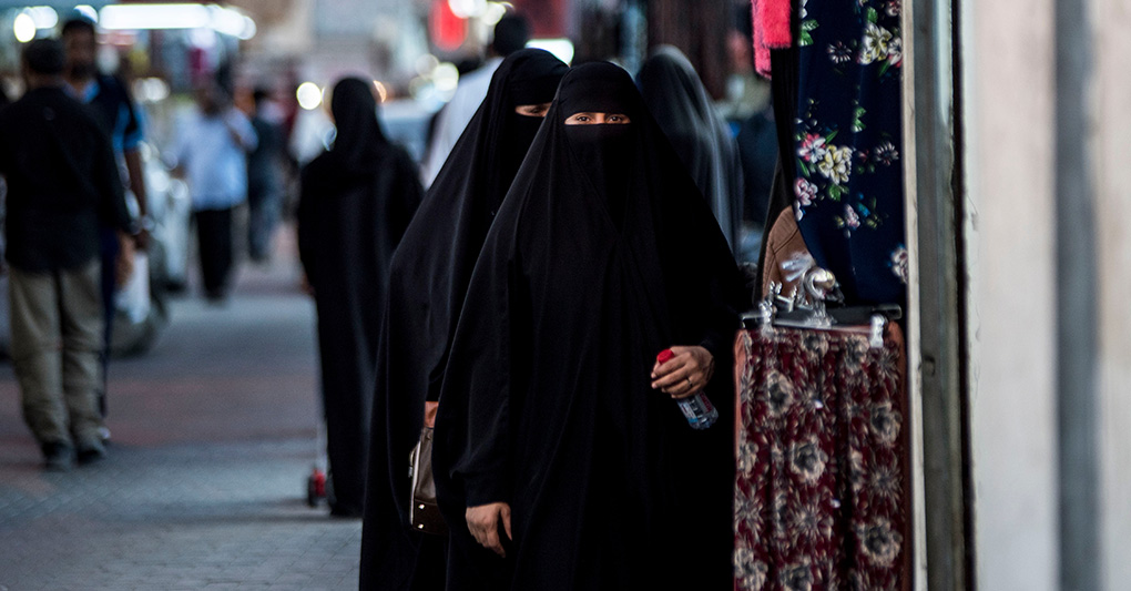 L'identità minacciata degli occidentali L'identità minacciata degli occidentali