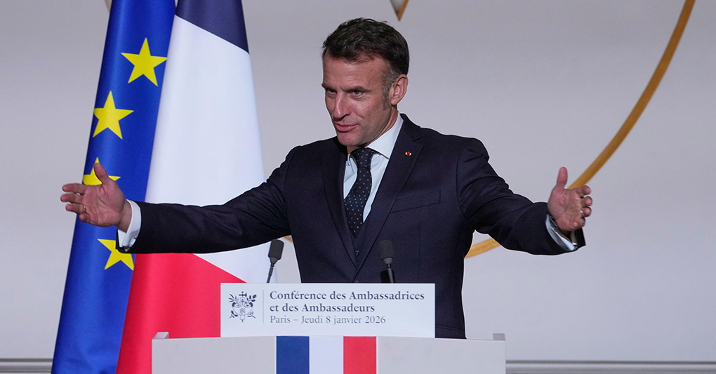 Macron contro Trump: “no all’imperialismo” - Medicina: ecco i 17 mila posti