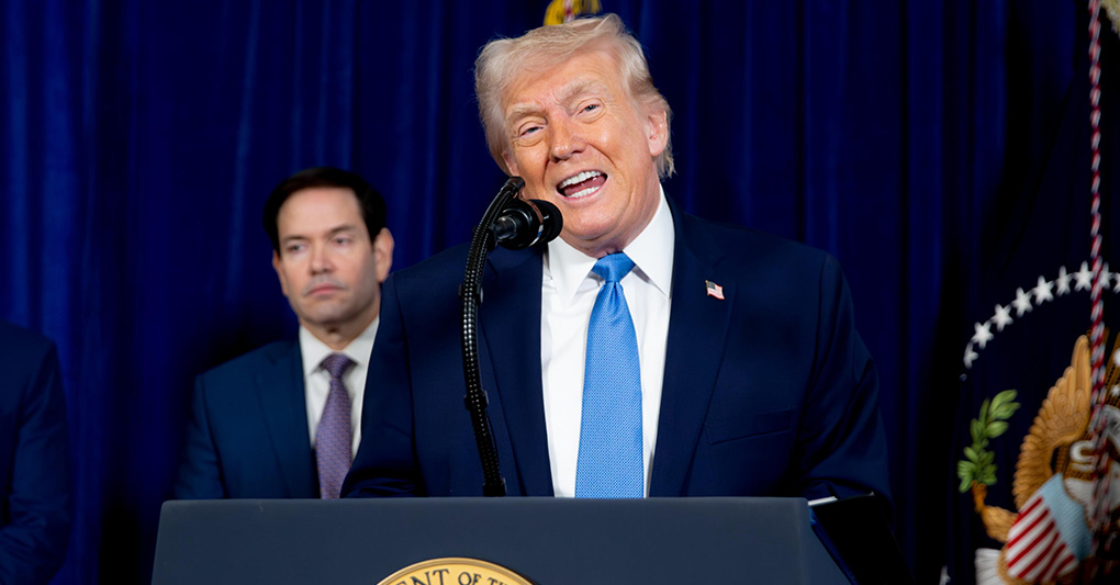 L'offensiva mediatica di Trump, via New York Times