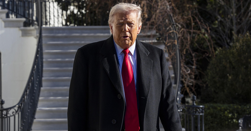 Trump minaccia Teheran, 12mila morti tra gli oppositori - Chi si compra la Groenlandia?