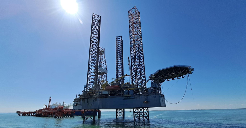 Il rigassificatore resta (forse) a Piombino