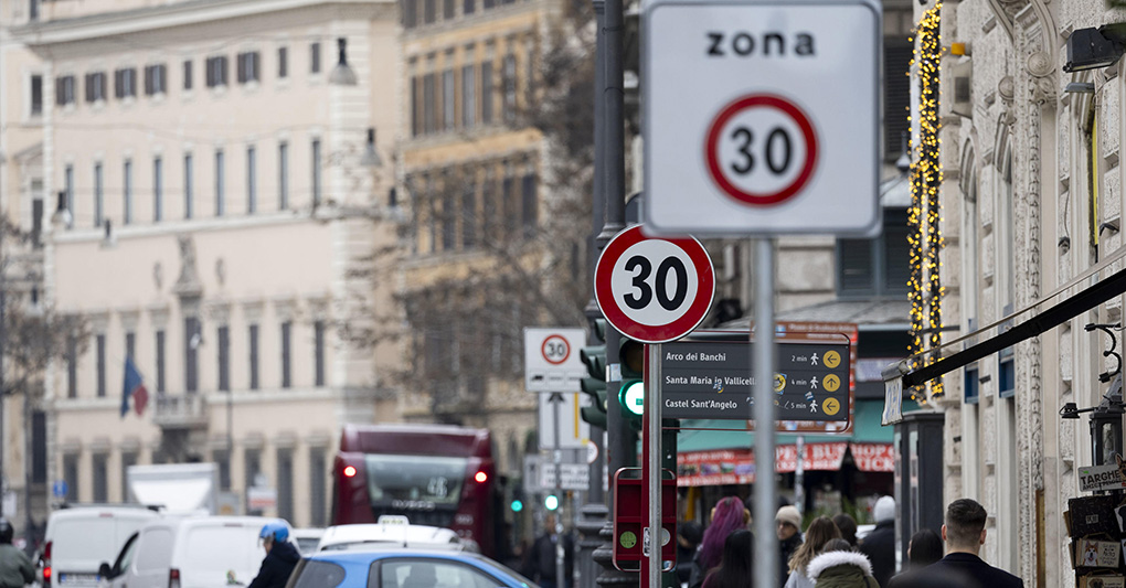 Roma a 30 all'ora