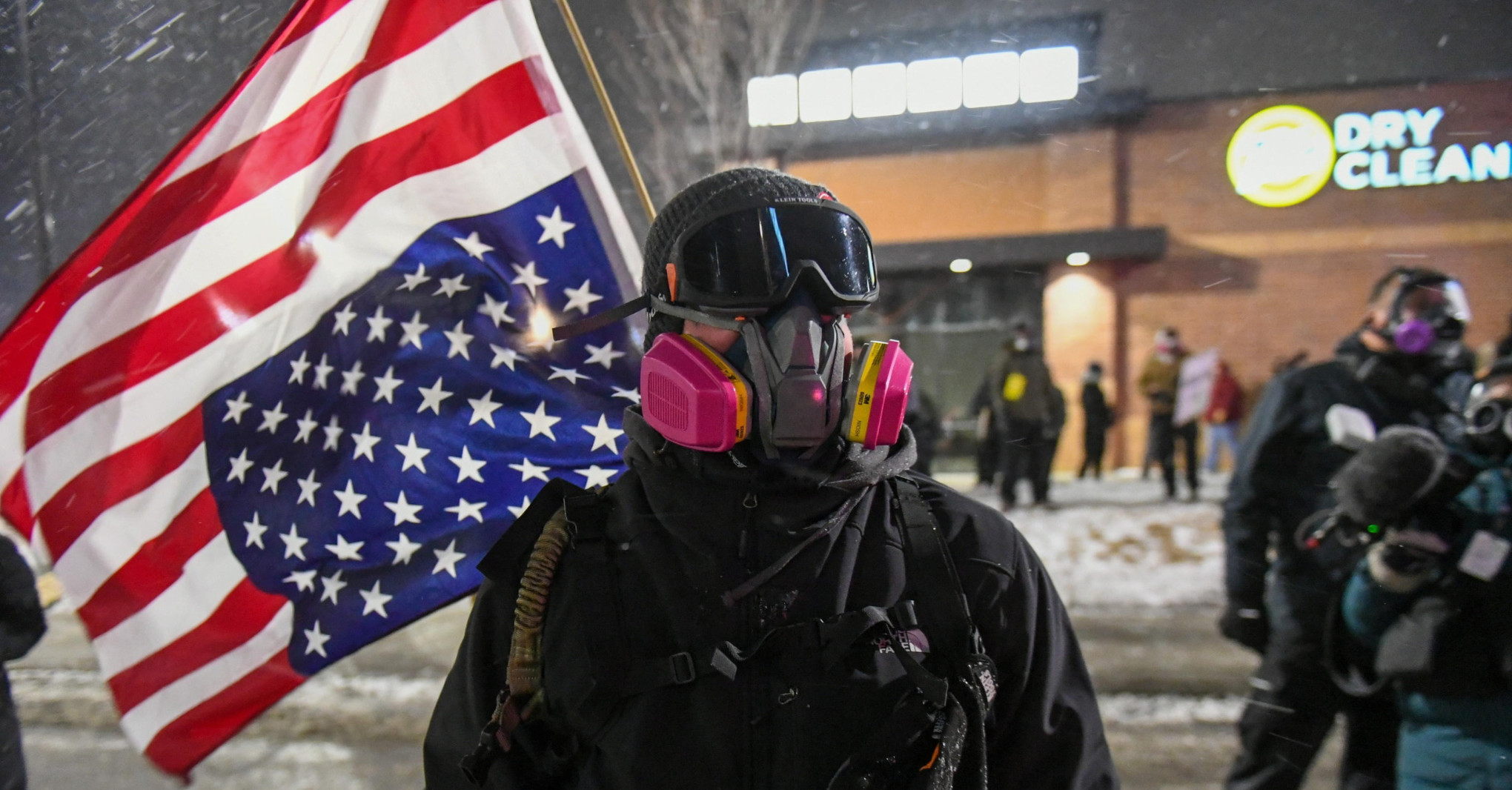 Ice da Minneaopolis a Cortina, continua la polemica