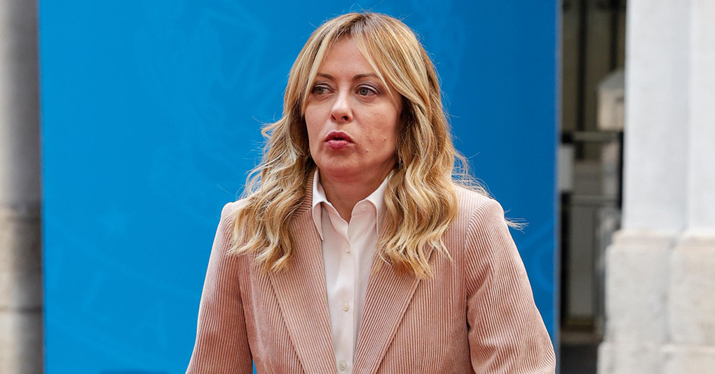 Treni sabotati e manifestanti contro le Olimpiadi, Meloni attacca