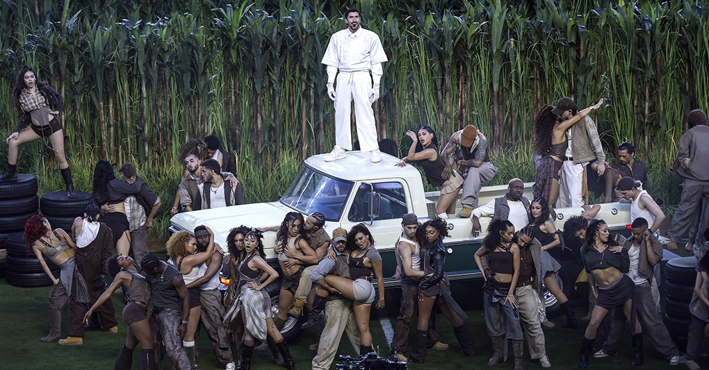 Super Bowl, Trump furioso: “...uno schiaffo all’America” - Il caso Petrecca e la rivolta a Rai Sport