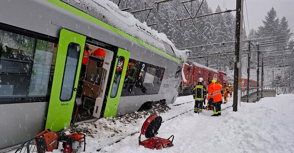 Alpi colpita dalle valanghe