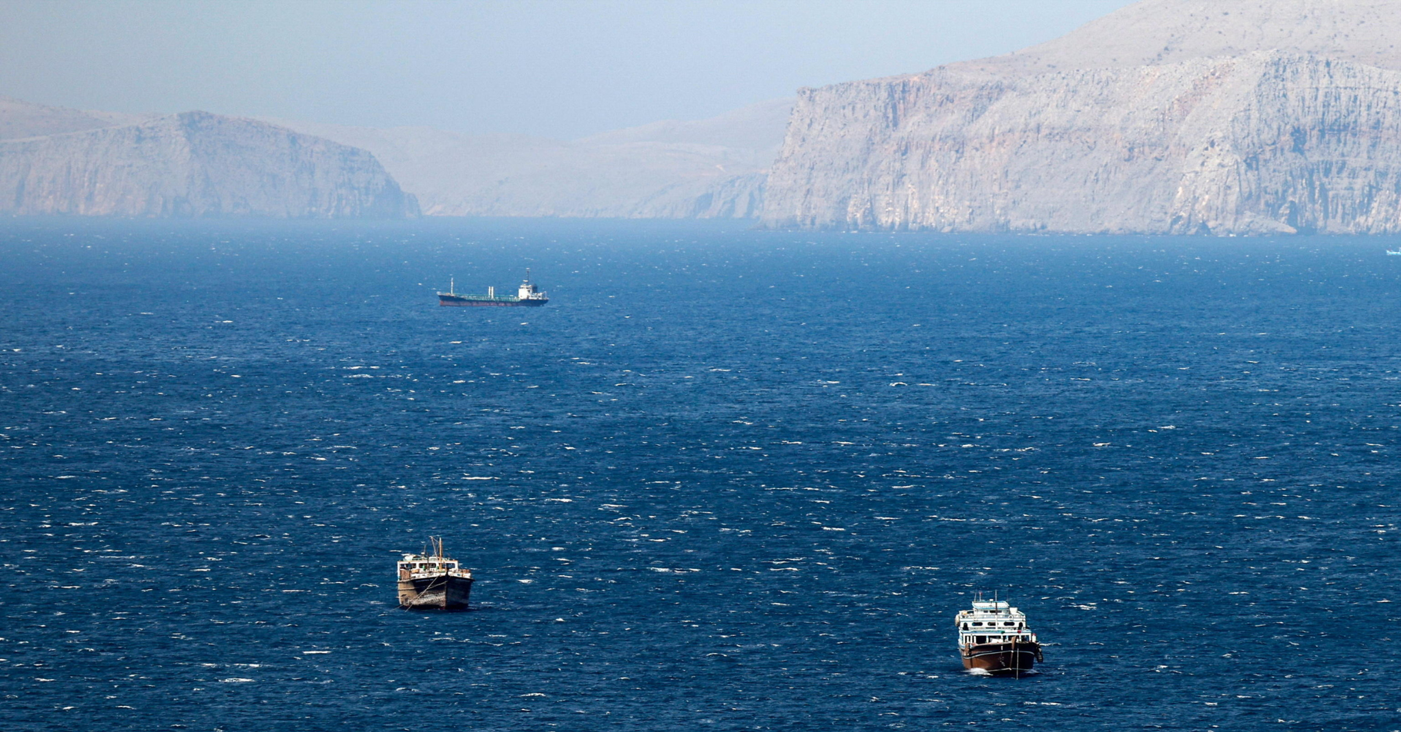 Navi con Marines ad Hormuz, sbarco di terra imminente? - Caso Delmastro: presto audizione in antimafia