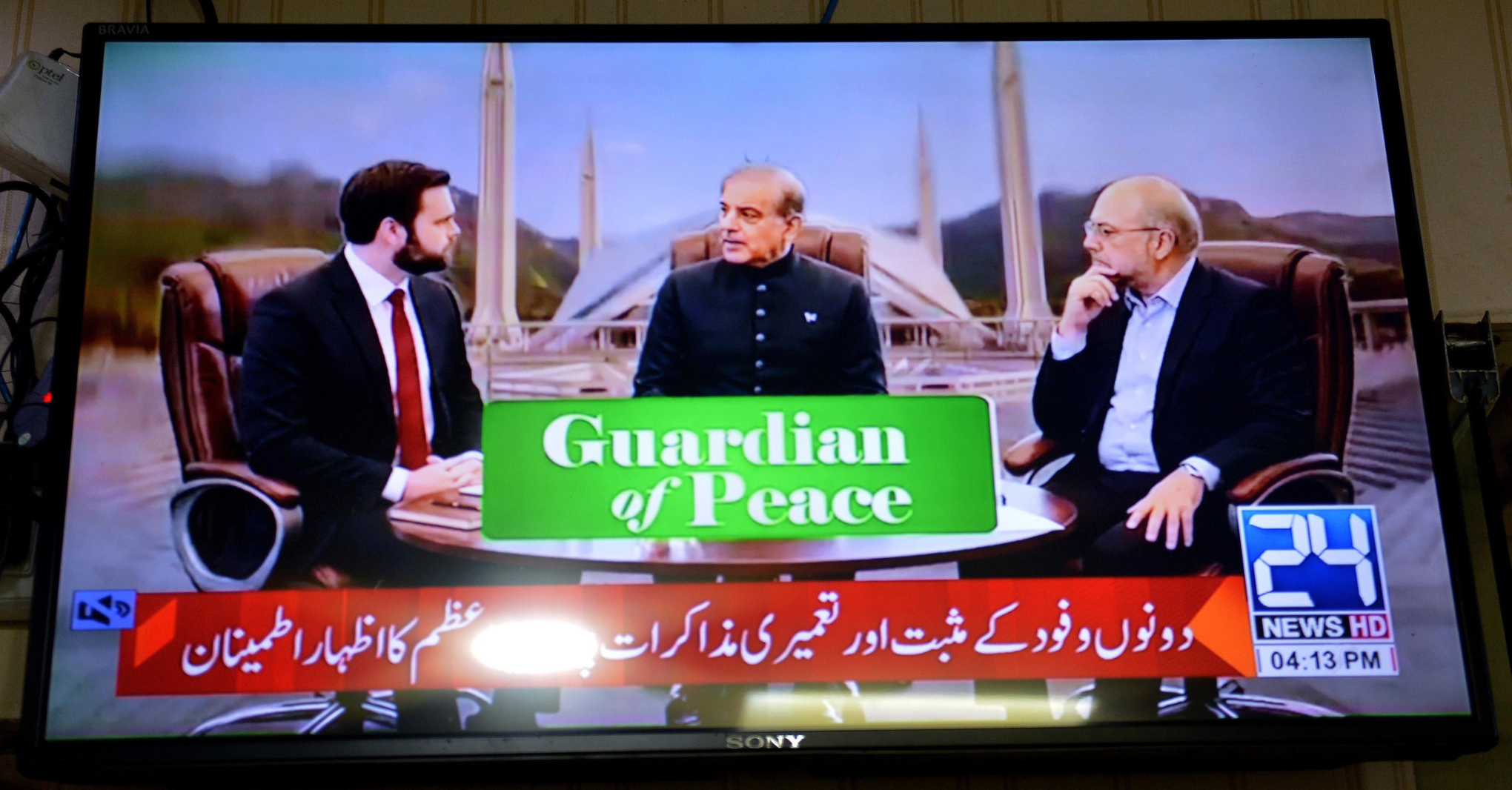 Iran-Usa: Rotto il tavolo delle trattative? - La Biennale: cresce l’imbarazzo per l’invito ai russi