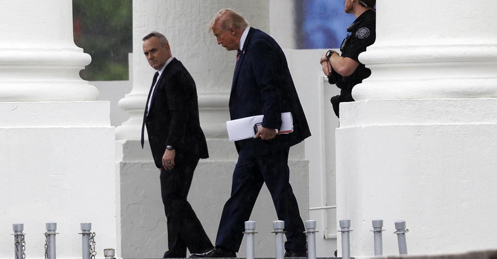 Trump dà del pazzo a Netanyahu