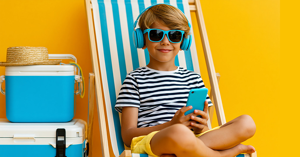 Smartphone sotto l'ombrellone: siamo in vacanza o sempre connessi? episode artwork