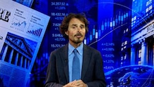 Petrolio sotto 100 dollari, sorridono Borse e bond”