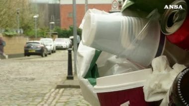 Dal 2021 banditi piatti, posate e cannucce di plastica