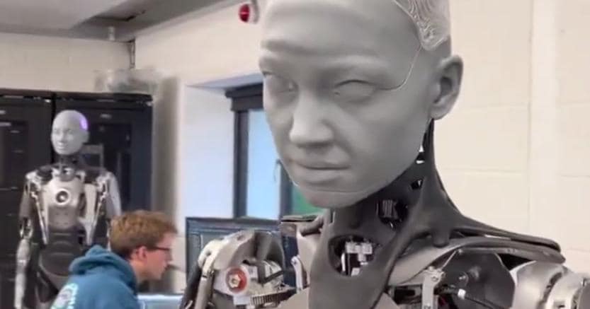 Robot, come realizzarne uno che assomiglia davvero a un essere umano