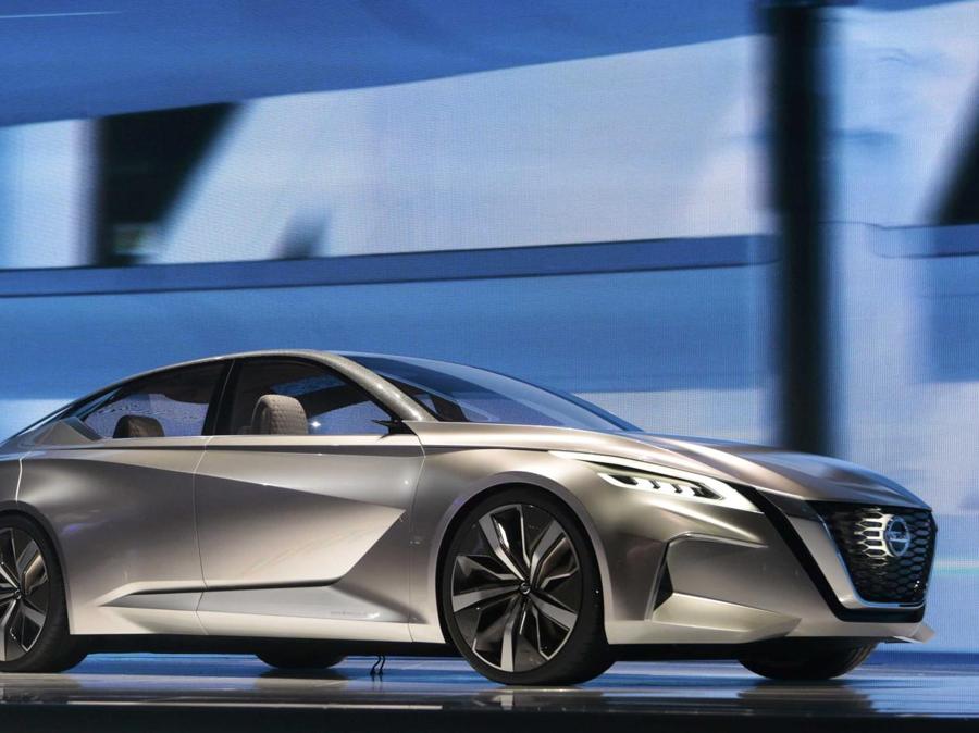 Nissan Vmotion 2.0 concept car (Reuters/Rebecca Cook)