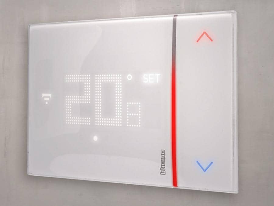 Termostato con WiFi integrato  Smarther2 - Il termostato connesso