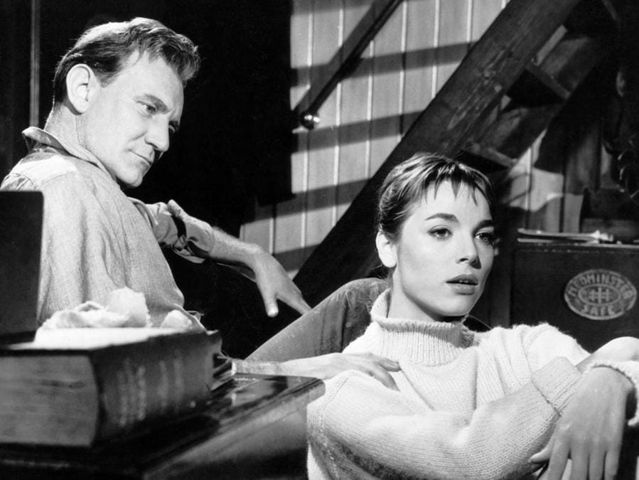 Elsa Martinelli e Trevor Howard, 1957. (Contrasto)