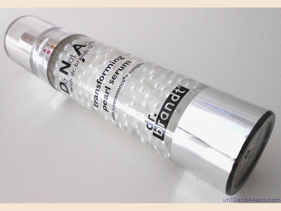 D.N.A. Transformig Pearl Serum dr Brandt, un siero antietà formulato con la tecnologia dual power. Nel cuore di ogni perla il complesso Juvenescence che stimola il metabolismo cutaneo e attenua i rossori.