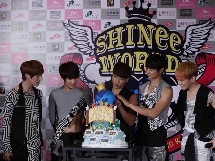 Hong Kong, 2012. Gli Shineee. Da sinistra, Onew, Taemin, Jonghyun, Minho e Key   (Ansa/Ap)