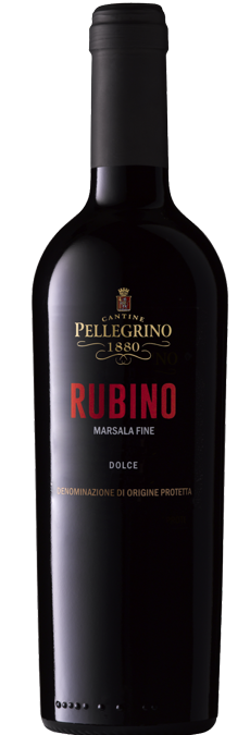 MARSALA FINE O PASSITO DI PANTELLERIA? - Sono i due vini dolci prodotti da Cantine Pellegrino perfetti per evocare a tavola la Sicilia e le sue isole. Il Marsala Fine Rubino (12 €) nasce da uve Nero d'Avola, ha profumi di ciliegia nera, melograno e prugna, con un palato dolce ma elegante, che sa di frutti rossi e marasca, e si abbina perfettamente con il cioccolato fondente. Il Passito di Pantelleria (18 €) nasce da uve Zibibbo e, con le sue inconfondibili note di albicocca, frutta candita e fico secco si sposa con tutti i dolci siciliani a base di ricotta e creme pasticcere. www.carlopellegrino.it
