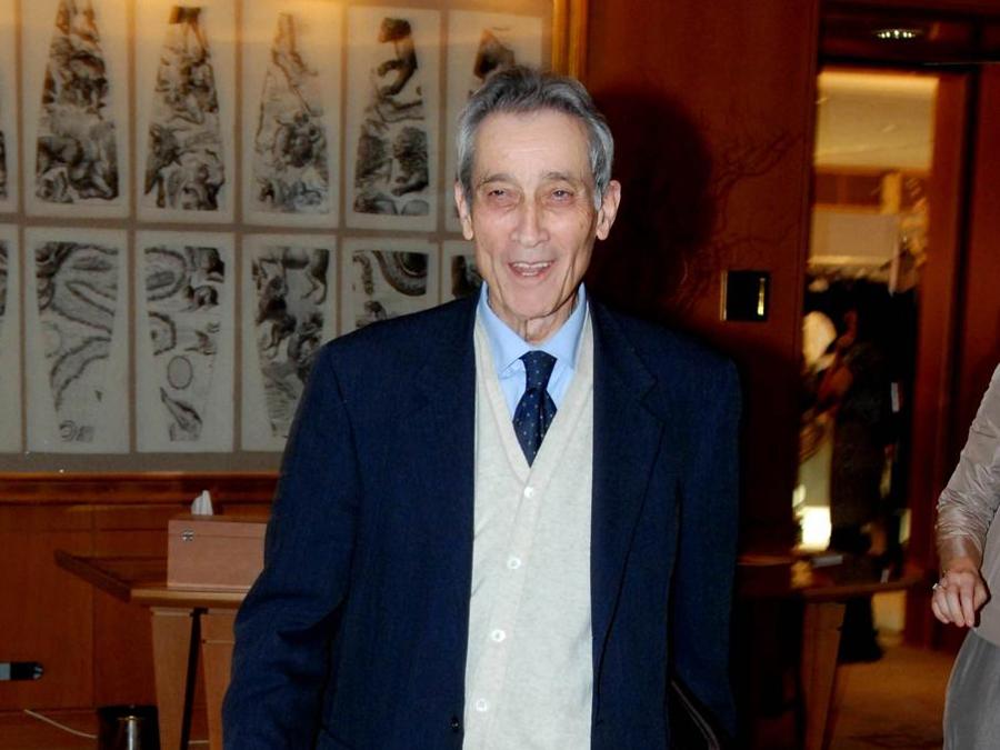I commissari alla spending - Enrico Bondi, Governo Monti. Inaugura l'era dei commissari alla spending review nell'aprile del 2012. A lui si deve il primo decreto sulla revisione della spesa, con un impatto di oltre 4 miliardi per il primo anno. Al termine del suo mandato, il bilancio fu che l'azione era appena iniziata: «Non è ragionevole un cambiamento epocale in un tempo così ristretto» (Imagoeconomica)