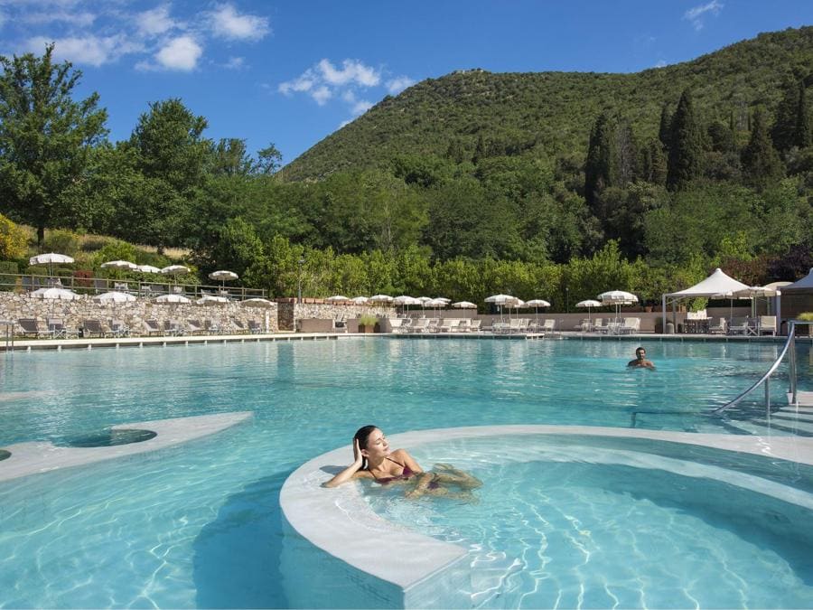 Grotta Giusti, Thermal Pool, the Thermal Pool Hydro Massages