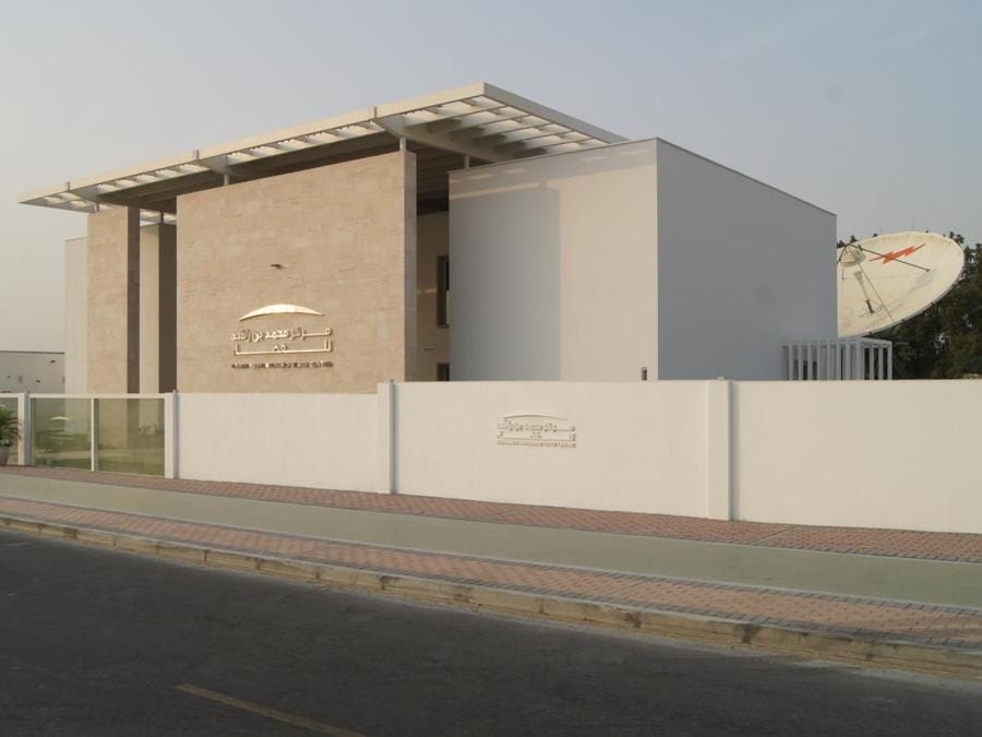 Mbrsc Pilot Passive House, 2016, Dubai (Uae). È il primo esempio mai realizzato di edificio passivo in clima estremo. Commissionato dall’ente governativo dubaino Mbrsc allo scopo di investigare la possibilità di ridurre l'impatto ambientale degli edifici di nuova costruzione, ha una potenza impegnata pari a 1/10 rispetto a un edificio standard. Progetto architettonico: Casetta&Partners
