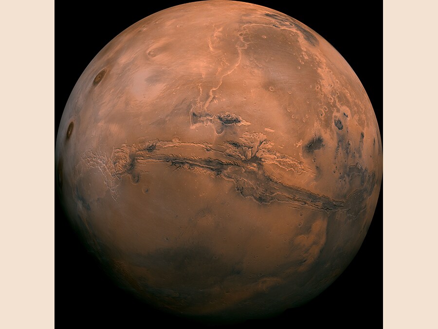 Questa immagine messa a disposizione dalla NASA mostra il pianeta Marte. (NASA via AP)