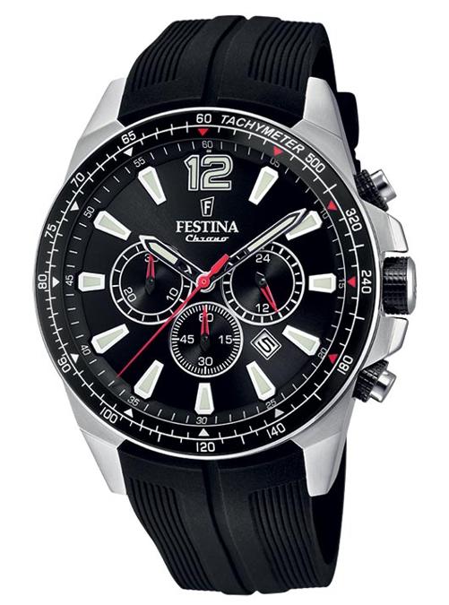 Festina. Cassa in acciaio di 46,80 mm e cinturino nero in gomma conferiscono un'impronta decisamente sportiva al cronografo della collezione The Originals. Impermeabile fino a 100 metri. Prezzo: 149 euro