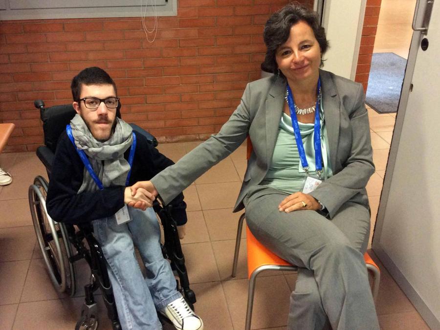 Iacopo Melio e l'ex ministro Maria Chiara Carrozza (Ansa)