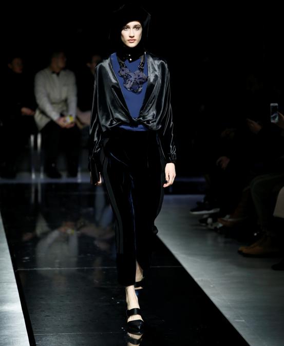 Giorgio armani collezione autunno inverno 2019 top