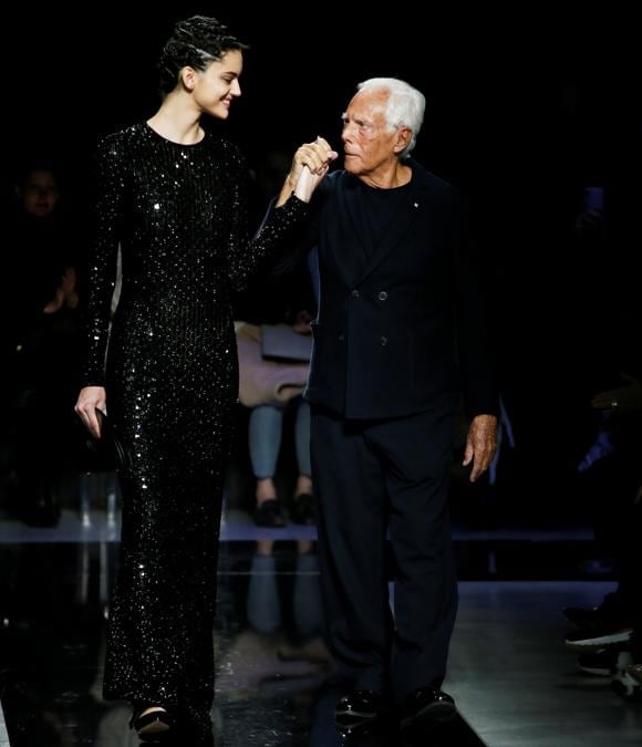 La sfilata Armani per l autunno inverno 2019 20 Il Sole 24 ORE