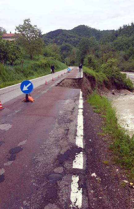 I danni provocati dalla rottura degli argini del Samoggia a causa del maltempo. (ANSA/ UFFICIO STAMPA)