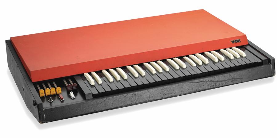 Continental, organo elettrico Vox del 1964-65, lo strumento suonato da Ray Manzarek dei Doors che caratterizzò il sound della band di Jim Morrison alla fine degli anni Sessanta.