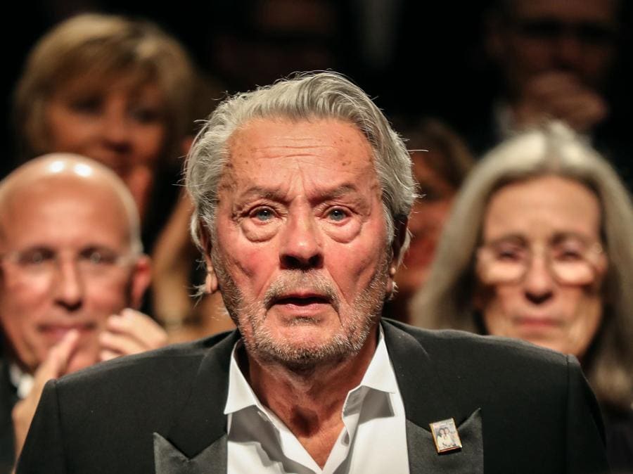 Alain Delon a Cannes (Photo by Valery HACHE / AFP)