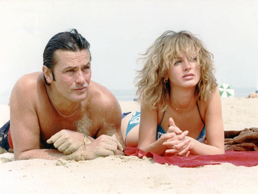 «Tre uomini da abbattere» del 1980, di Jacques Deray, con Dalila Di Lazzaro e Alain Delon. (Collection Christophel © Adel Productions)
