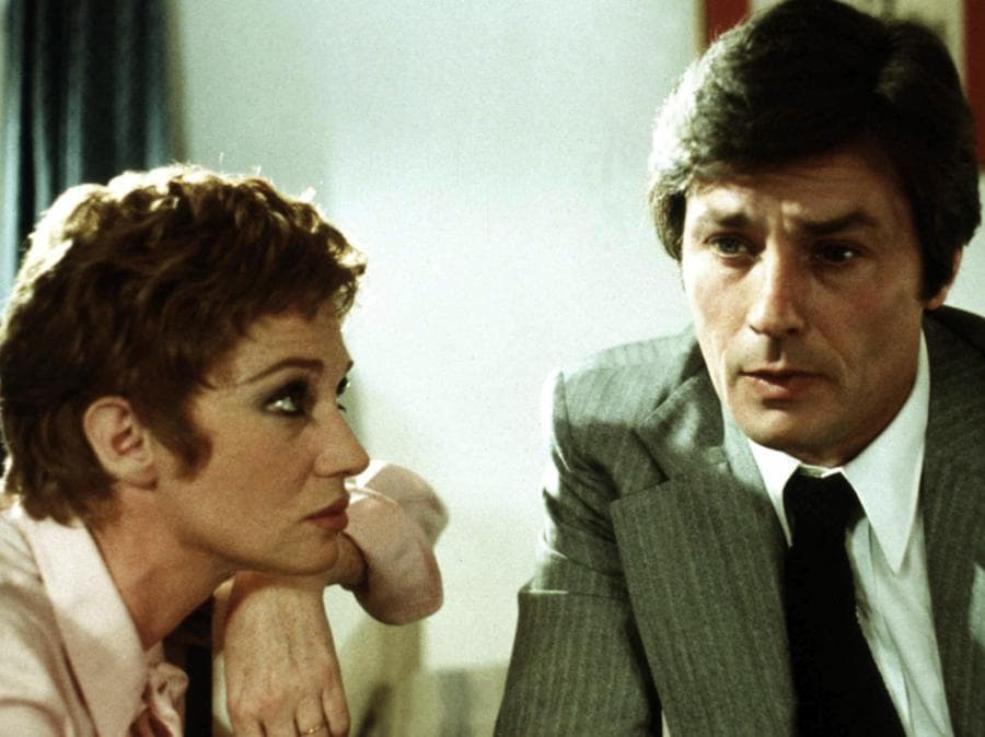 «Il figlio del gangster» del 1976, di Jose Giovanni, con Alain Delon e Carla Gravina. (Collection Christophel © Adel Productions / Filmes Cinematografica / Lira Films)