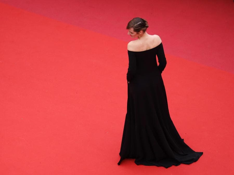 Louise Bourgoin in Valentino (EPA/ANDREAS RENTZ / GETTY IMAGES)