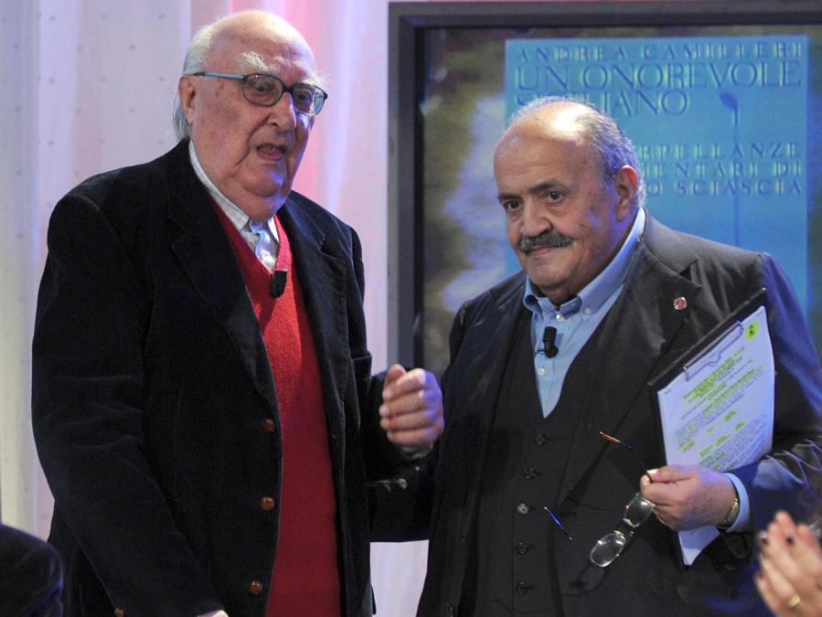2009, Roma. Andrea Camilleri all’ultima puntata del Maurizio Costanzo show (Ipp)