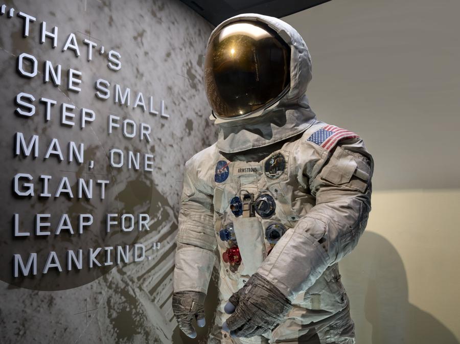(Smithsonian Air and Space Museum photo by Jim Preston) 
