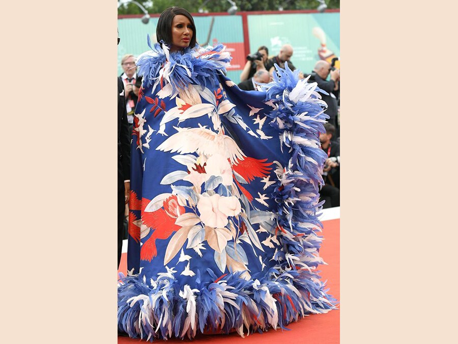 Iman in Valentino Haute Couture