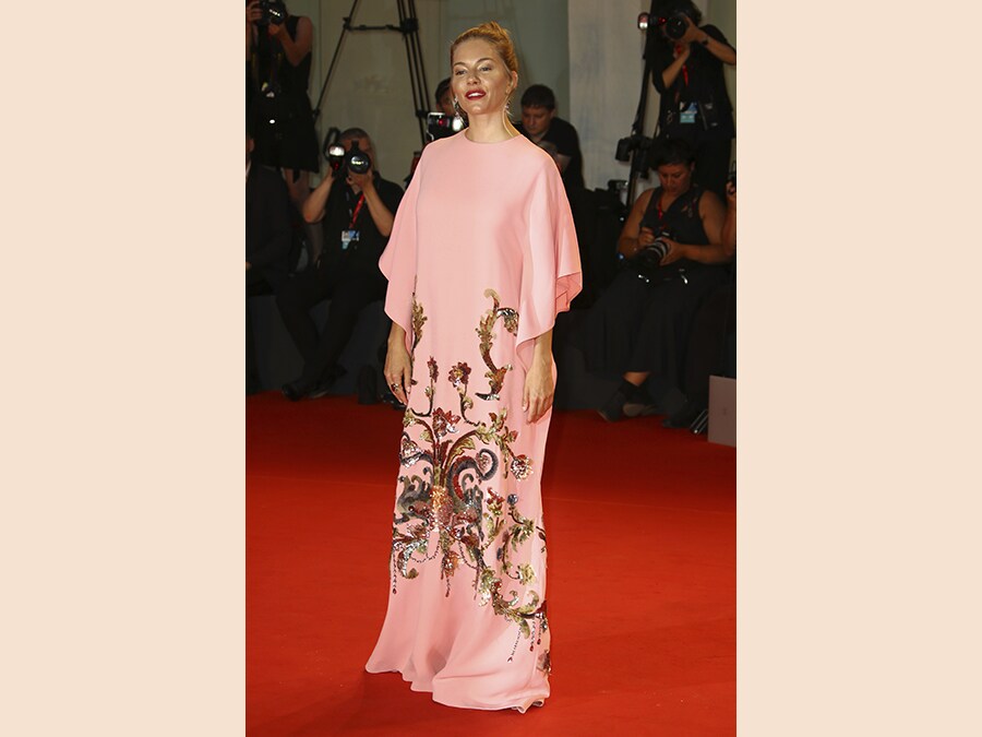 Sienna Miller in Gucci (Photo by Joel C Ryan/Invision/AP)