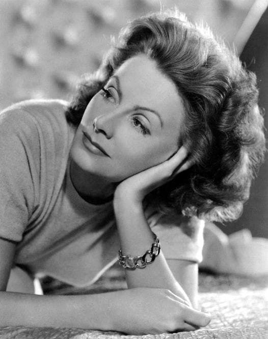 Greta Garbo con il Curb-Link 