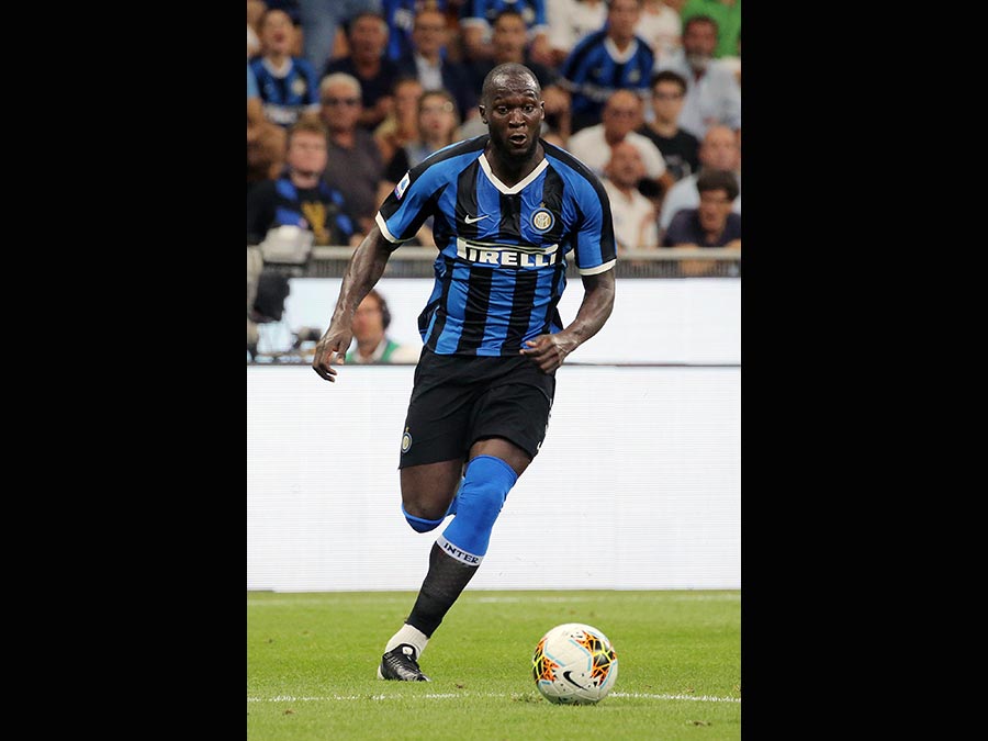 Il 26enne attaccante belga di origini congolesi, Romelu Lukaku acquistato dall'Inter. Al Manchester United 65 milioni di euro più 10 di bonus. (Afp)