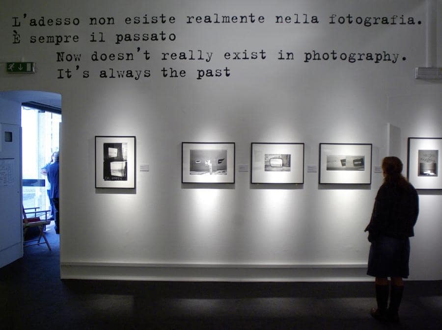 Un’esposizione di opere di Robert Frank, a Milano nel 2008 (Marka)