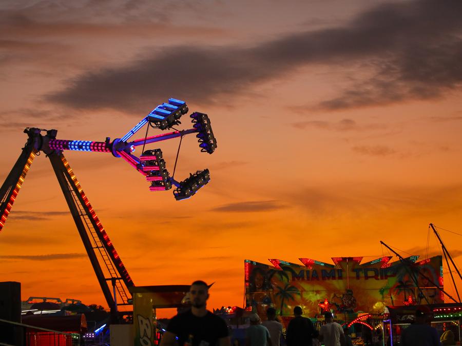 Festival d'autunno a Titu, Romania (AP Photo/Vadim Ghirda)